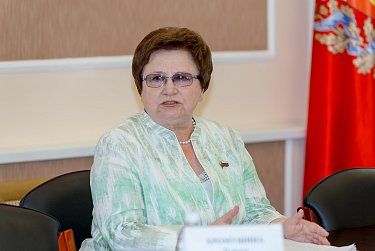 С вниманием и заботой к старшему поколению